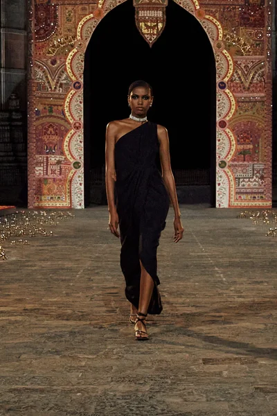 Look 94
